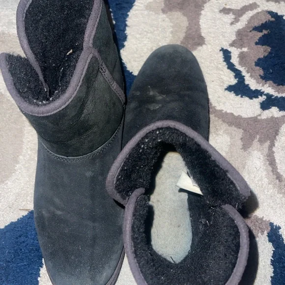 UGG Cory Boot - Picture 4 of 9